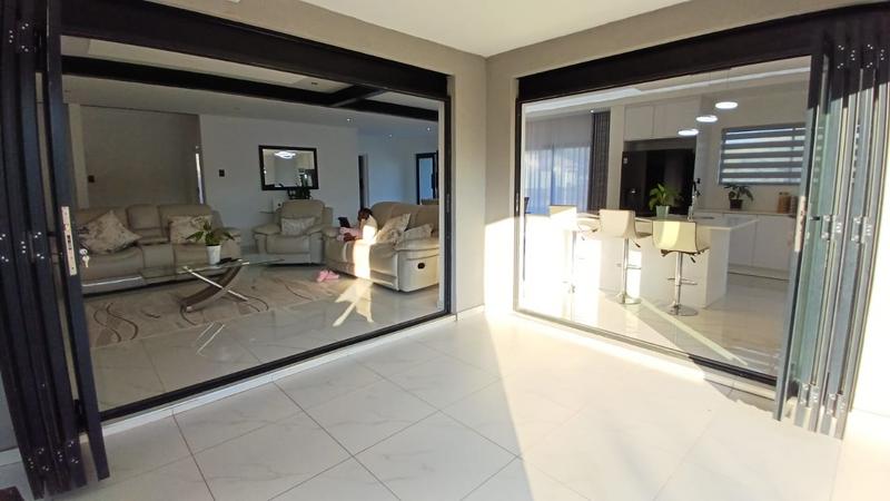 4 Bedroom Property for Sale in Hartbeespoort Dam Nature Reserve North West